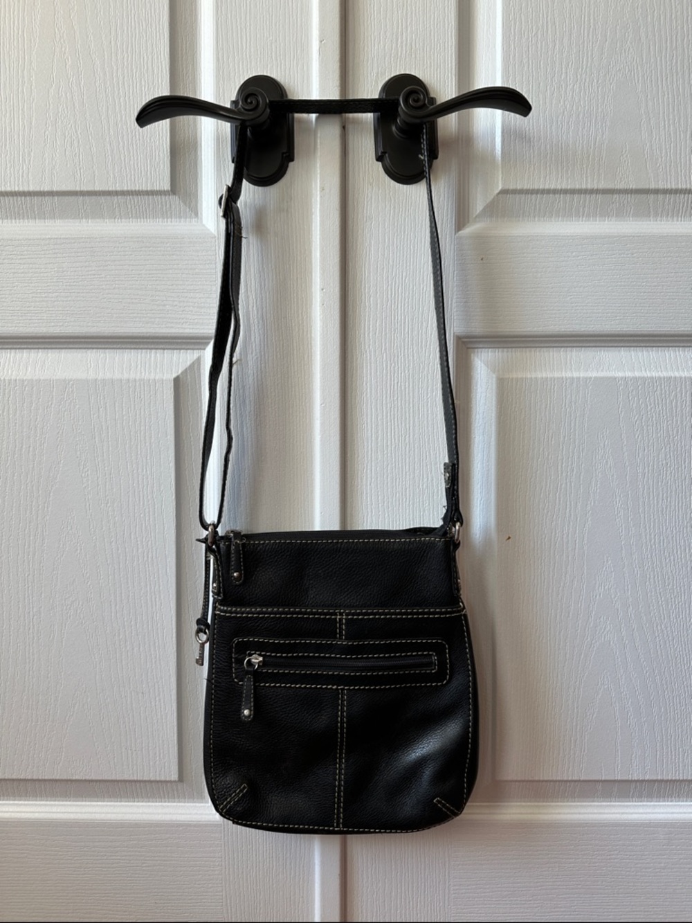 Fossil Black Crossbody Bag with Contrast Stitching